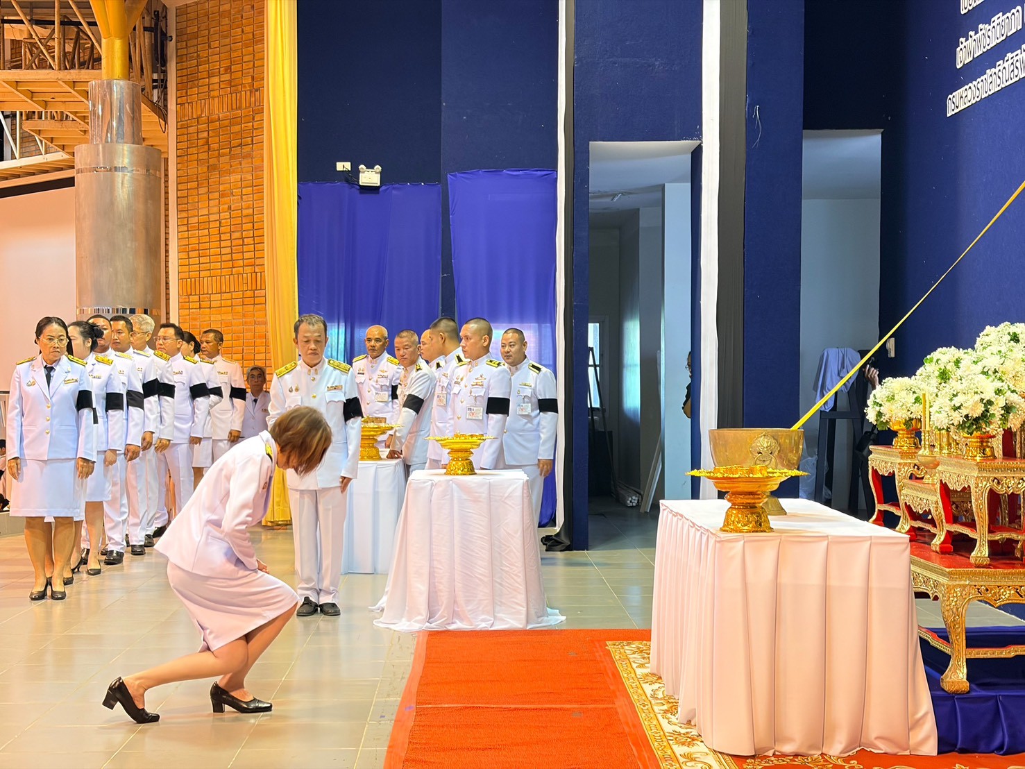 title - ส.ป.ก.จันทบุรี ร่วมพิธีถวายน้ำสรงพระศพ เบื้องหน้าพระรูปสมเด็จพระเจ้าลูกเธอเจ้าฟ้าพัชรกิติยาภา นเรนทิราเทพยวดี กรมหลวงราชสาริณีสิริพัชร มหาวัชรราชธิดา